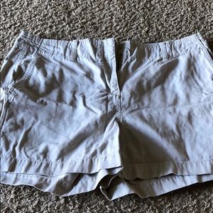Tommy Hilfiger khaki shorts